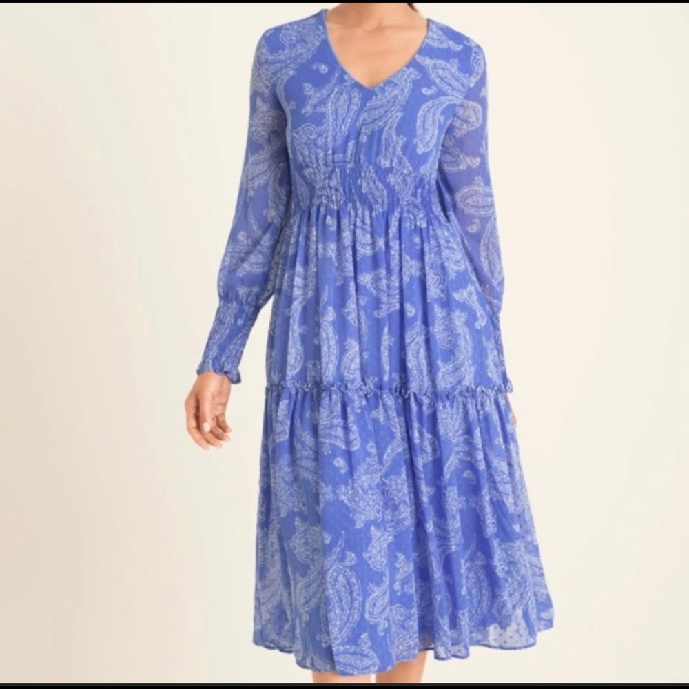 TAYLOR Blue Paisley Smocked Midi Dress